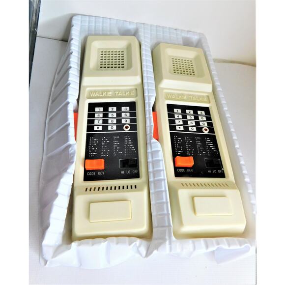 Combat Communicators Walkie Talkies Vintage READ - Picture 5 of 7